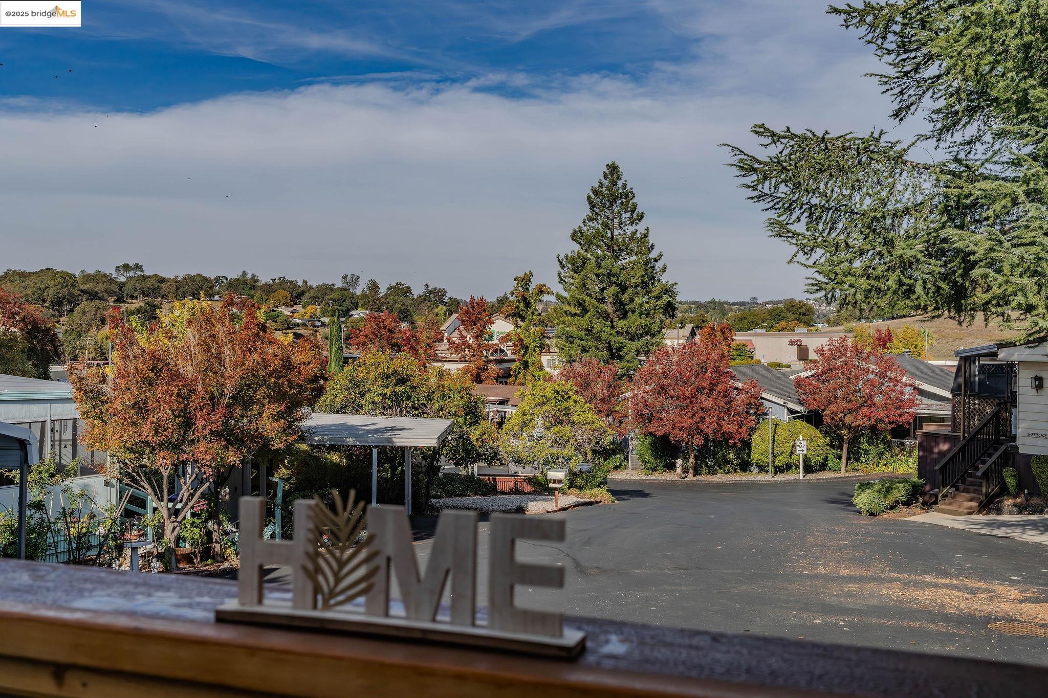 150 Clinton Road Jackson, CA 95642 - Photo 15 of 44 Balcony featuring a residential view