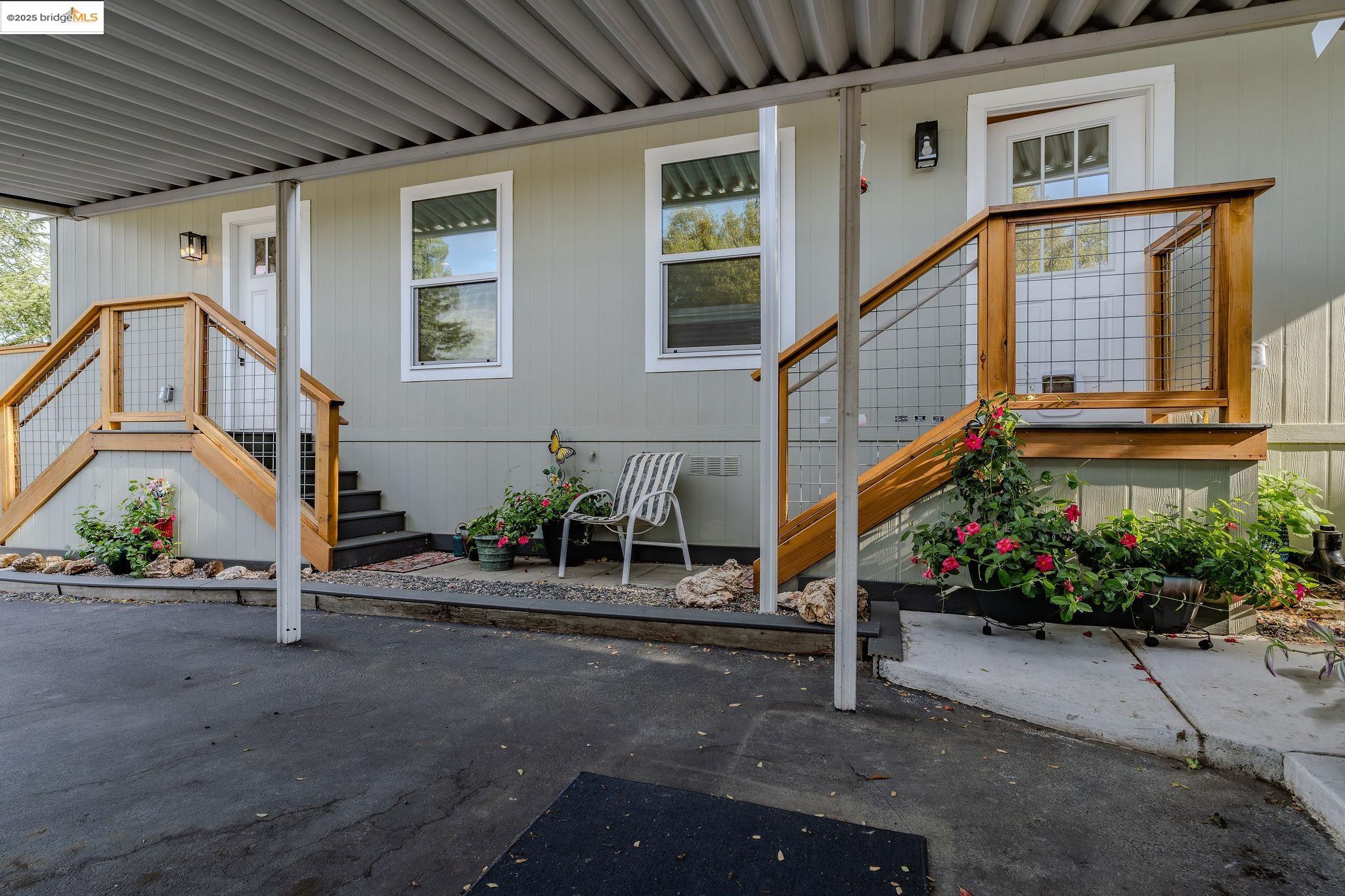150 Clinton Road Jackson, CA 95642 - Photo 8 of 44 Doorway to property