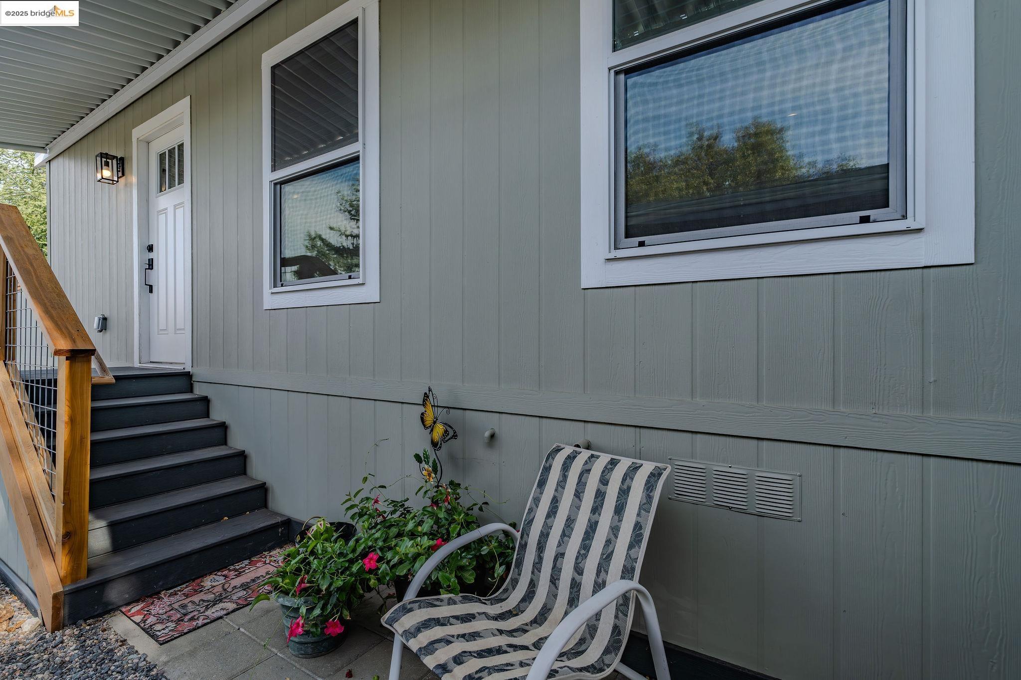 150 Clinton Road Jackson, CA 95642 - Photo 10 of 44 Property entrance with crawl space