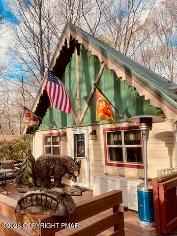 $349,900 | 46 Wood Street, Lake Harmony, PA 18624