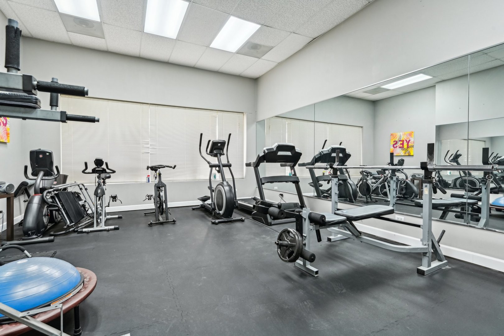 4725 North Sheridan Road, Unit 4A Chicago, IL 60640 - Photo 18 of 21