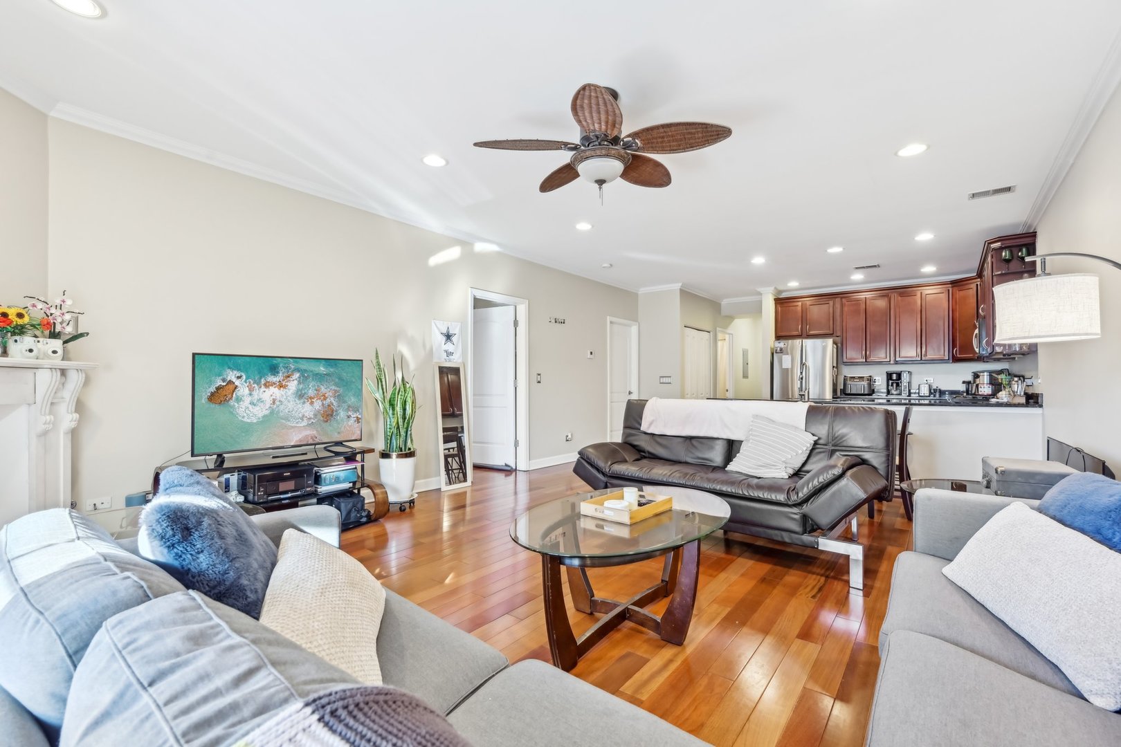 4725 North Sheridan Road, Unit 4A Chicago, IL 60640 - Photo 4 of 21