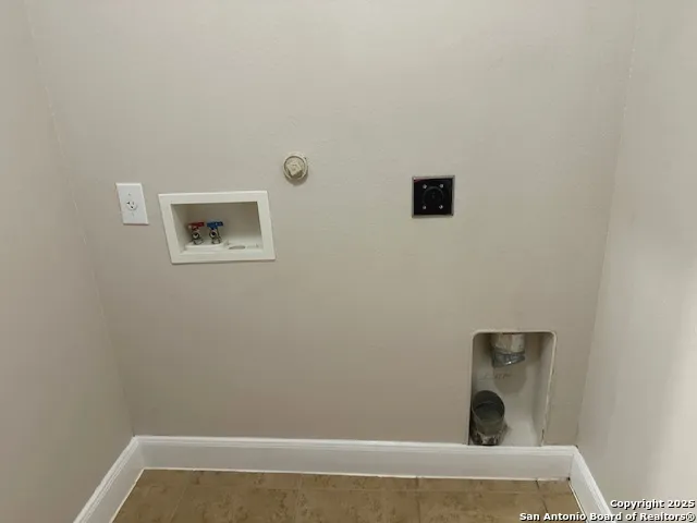 $2,950 | 3215 Highline Trail, San Antonio, TX 78261