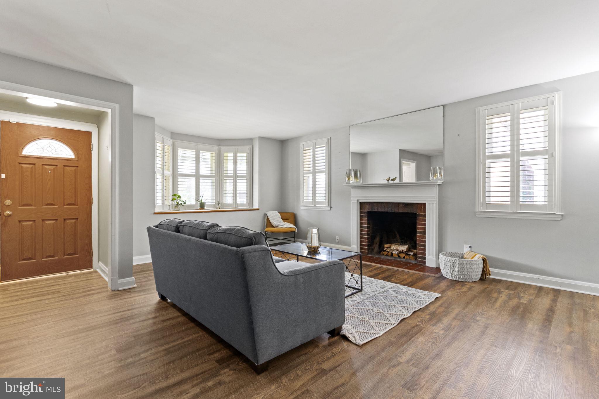 1538 Upshire Road Baltimore, MD 21218 - Photo 4 of 36 Gallery Image 4