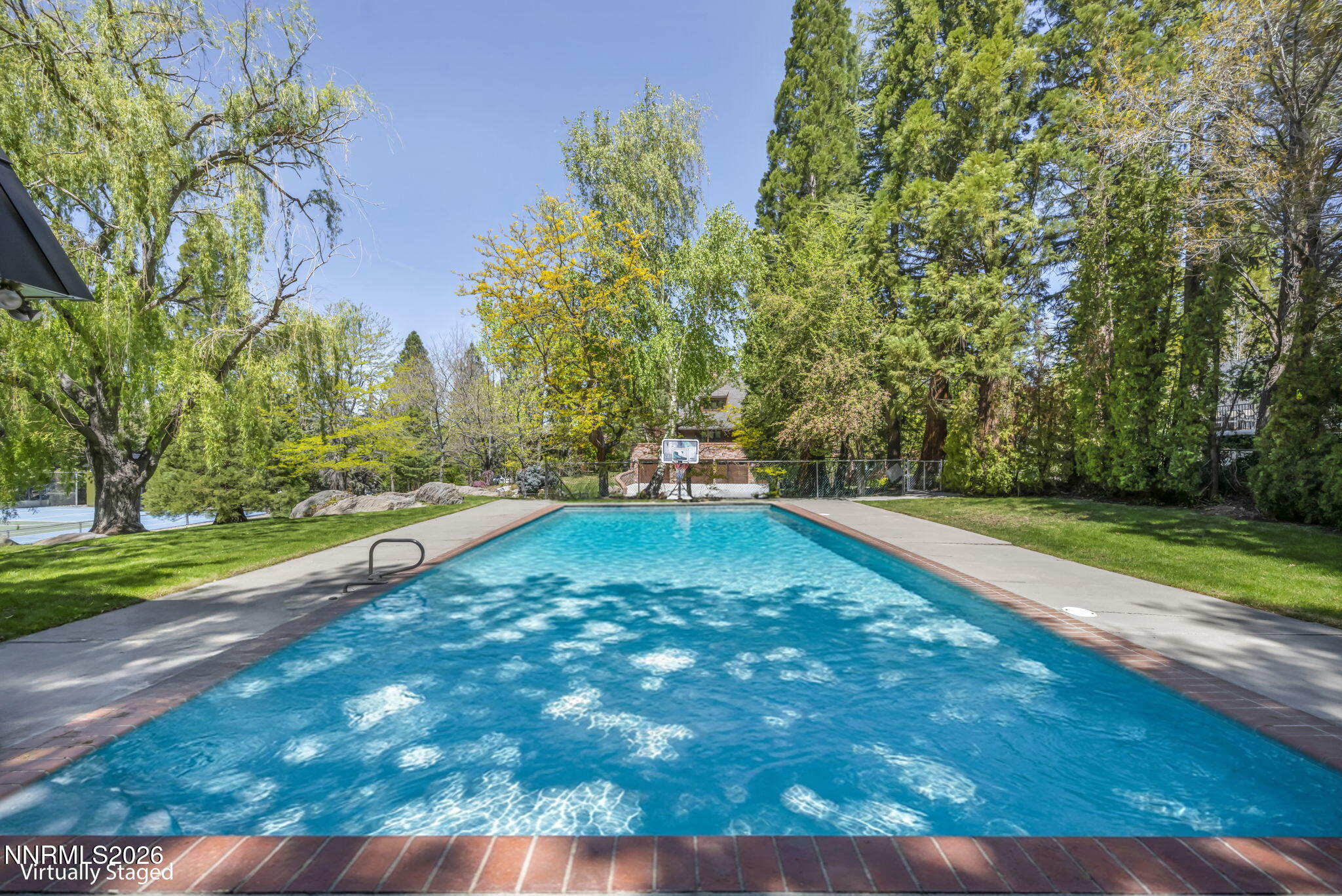 2040 Parkridge Circle Reno, NV 89509 - Photo 16 of 52 172-web-or-mls-2040-parkridge-cir