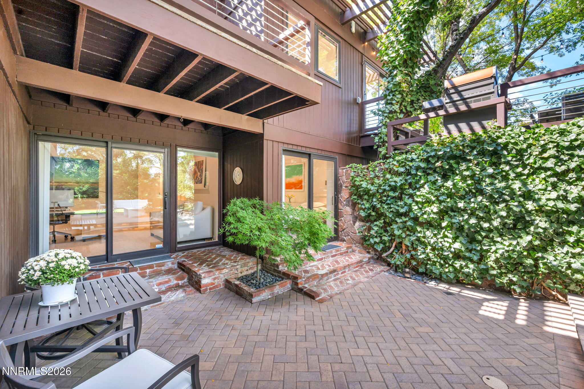 2040 Parkridge Circle Reno, NV 89509 - Photo 5 of 52 21-web-or-mls-2040-parkridge-cir