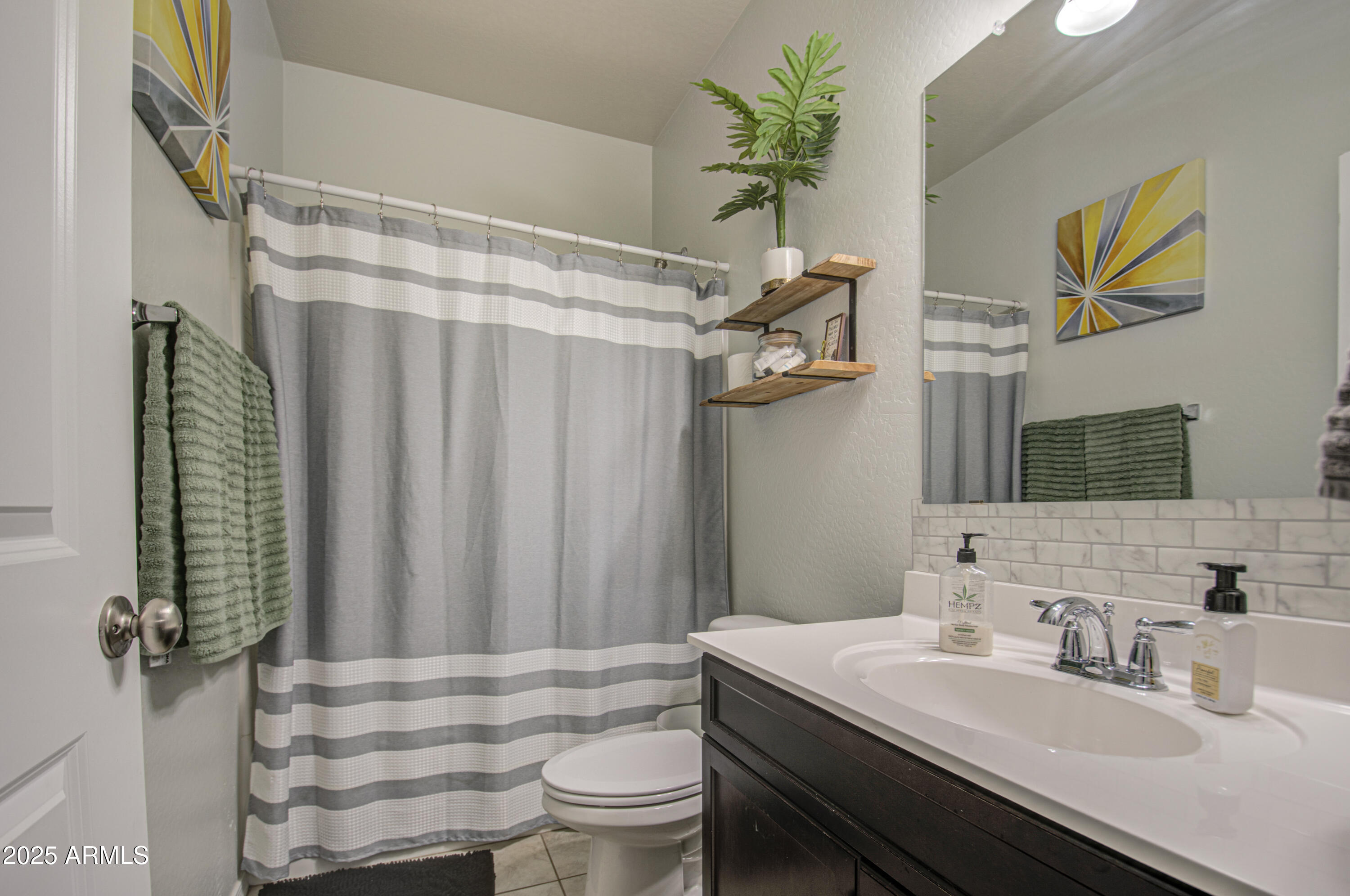 30945 West Picadilly Road Buckeye, AZ 85396 - Photo 27 of 39 Bathroom 2-pic 1