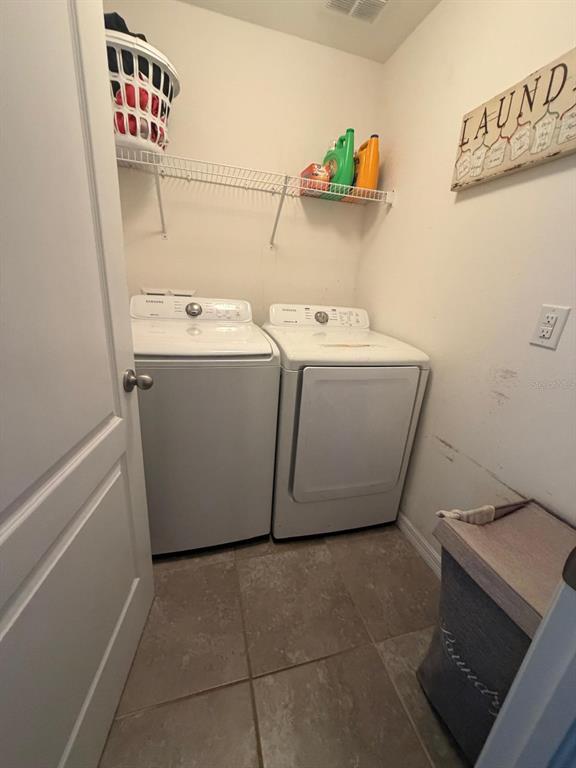 6305 Sunsail Place Apollo Beach, FL 33572 - Photo 17 of 28