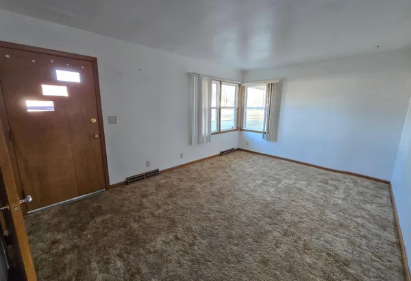 $119,900 | 106 8th Avenue Northwest, Pipestone, MN 56164