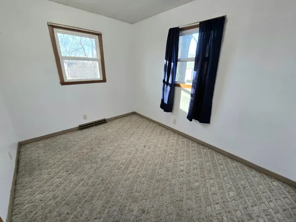 $119,900 | 106 8th Avenue Northwest, Pipestone, MN 56164