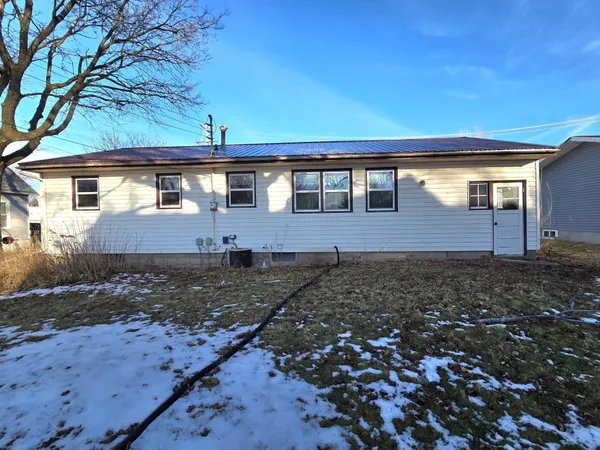 $119,900 | 106 8th Avenue Northwest, Pipestone, MN 56164