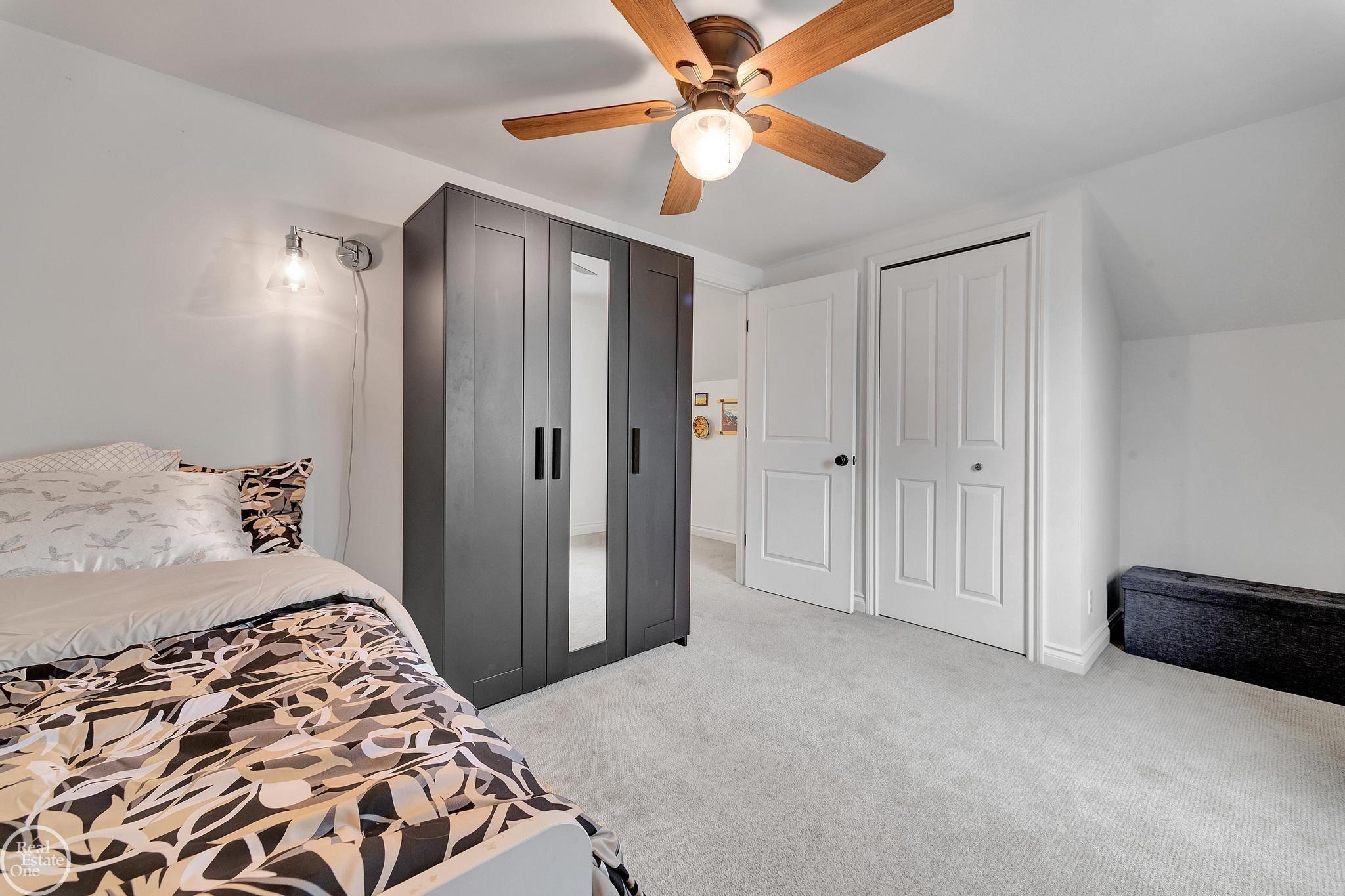 951 Hampton Road Grosse Pointe, MI 48236 - Photo 40 of 85 50147430-f560c49b-881e-4a46-8bf4-d212e01e92c9.JPG