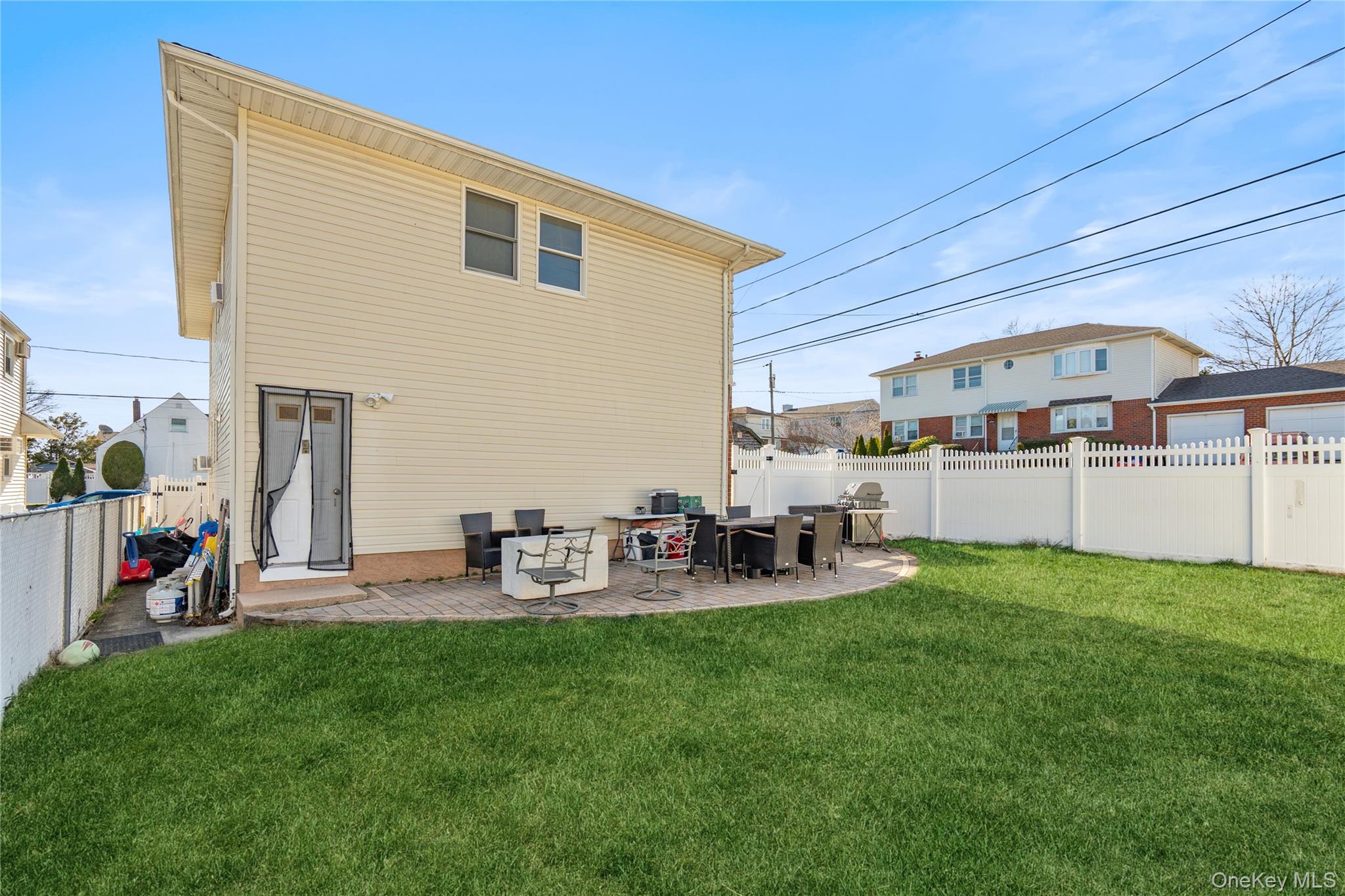 138 Lincoln Road Franklin Square, NY 11010 - Photo 20 of 25