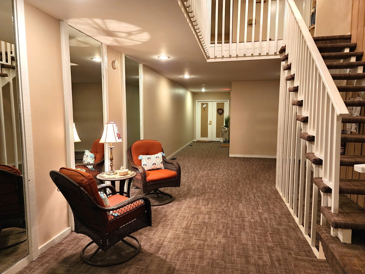 1-s055 Spring Road, Unit 2D Oak Brook, IL 60181 - Photo 2 of 25