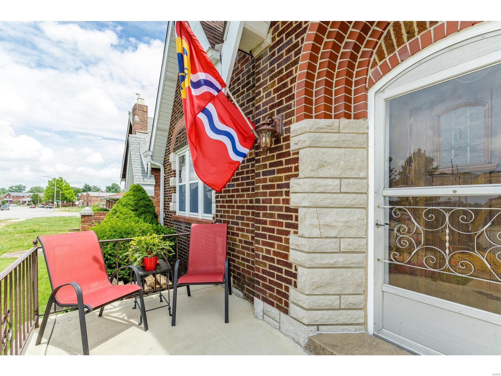 3212 Watson Road St. Louis, MO 63139 - Photo 2 of 25