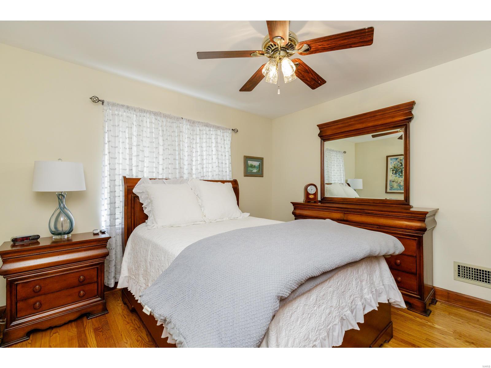 3212 Watson Road St. Louis, MO 63139 - Photo 11 of 25
