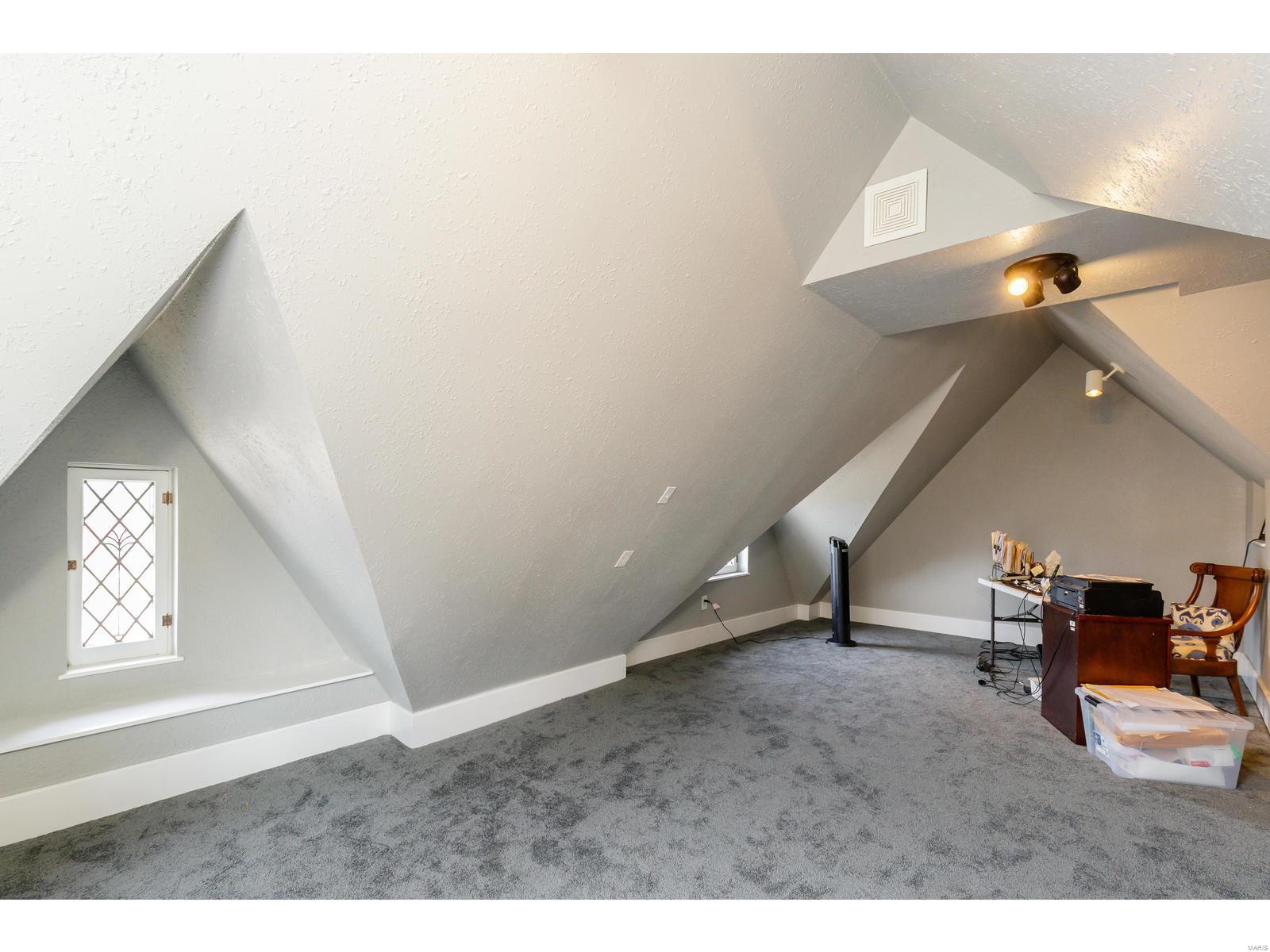 3212 Watson Road St. Louis, MO 63139 - Photo 17 of 25
