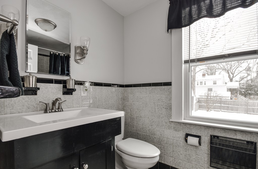 5 Richmond Road Natick, MA 01760 - Photo 12 of 29