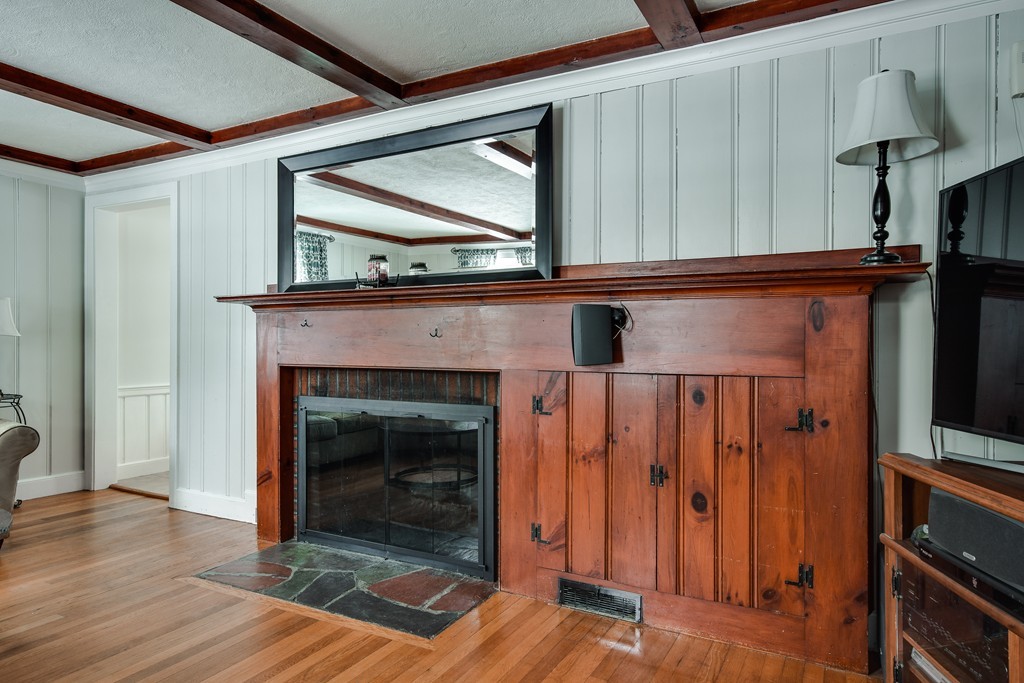 5 Richmond Road Natick, MA 01760 - Photo 4 of 29