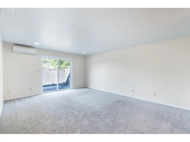 $360,000 | 743 Marine View Drive, Unit 8, Longview, WA 98632