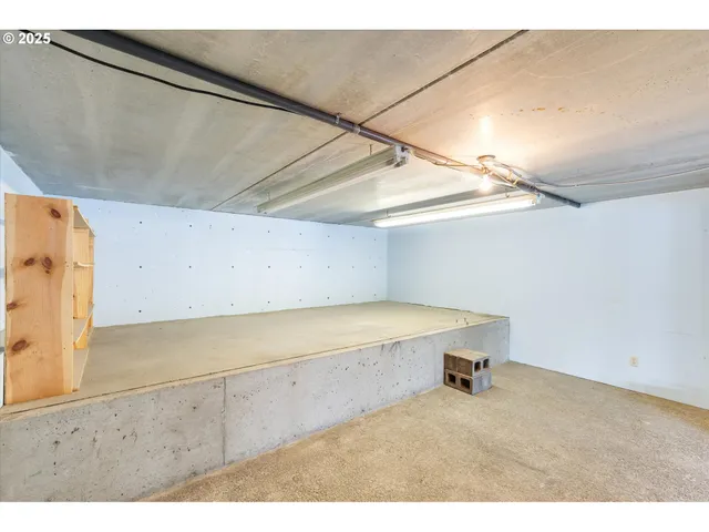 $360,000 | 743 Marine View Drive, Unit 8, Longview, WA 98632