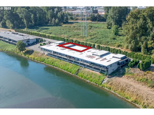 $360,000 | 743 Marine View Drive, Unit 8, Longview, WA 98632