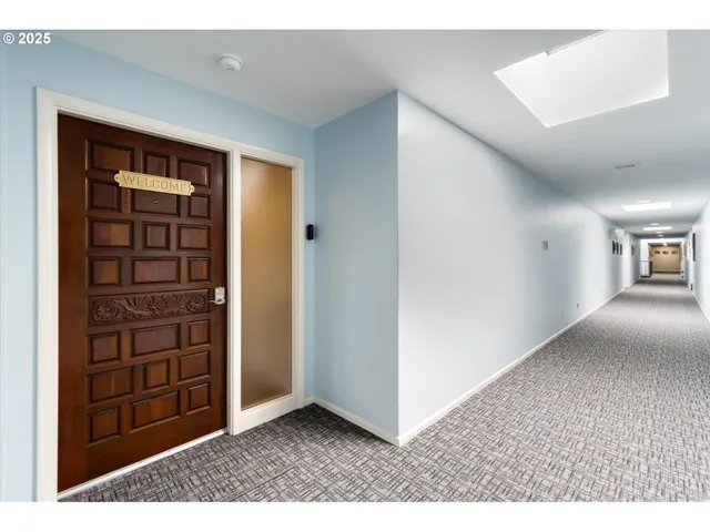 $360,000 | 743 Marine View Drive, Unit 8, Longview, WA 98632