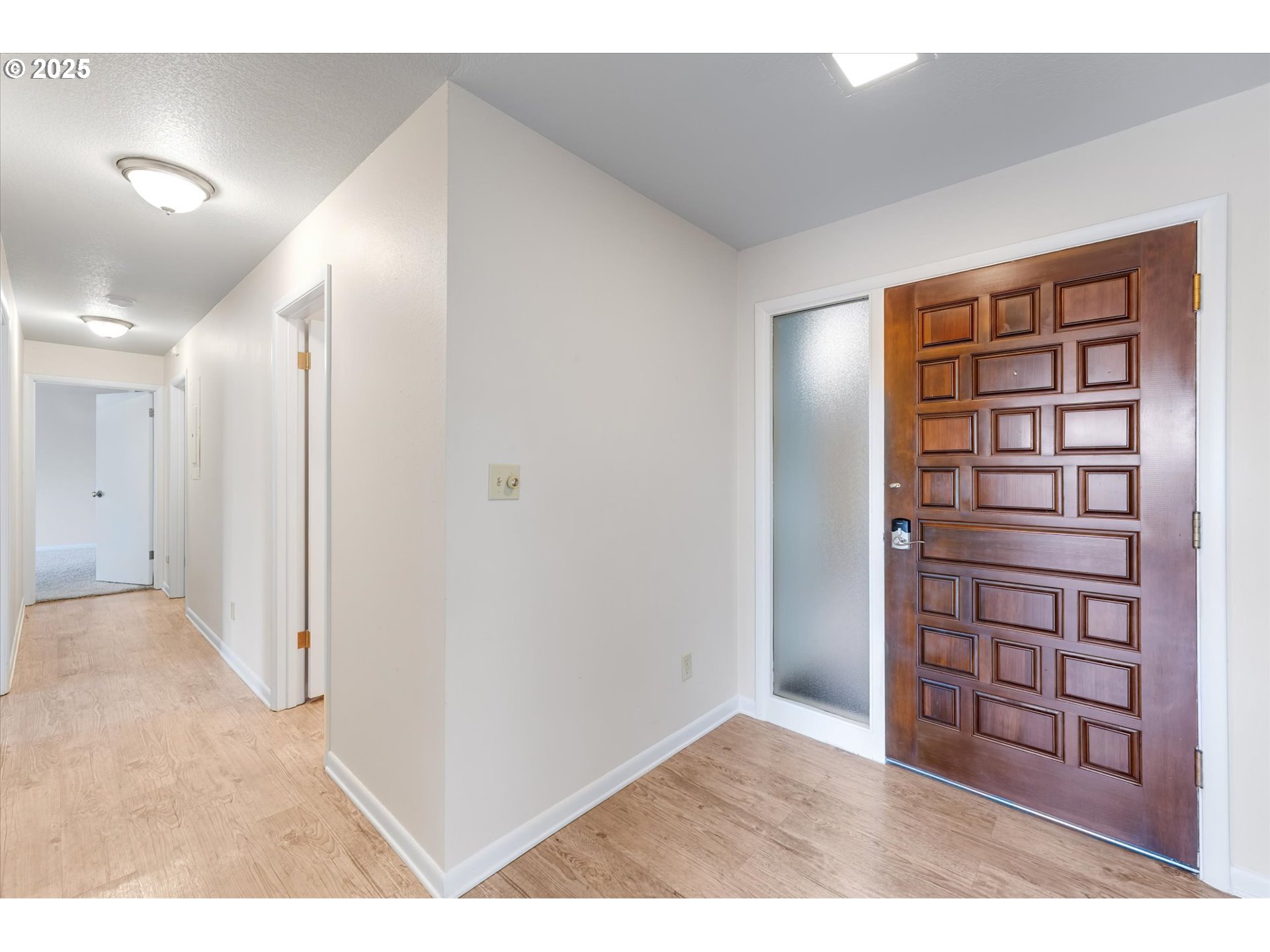 743 Marine View Drive, Unit 8 Longview, WA 98632 - Photo 9 of 39