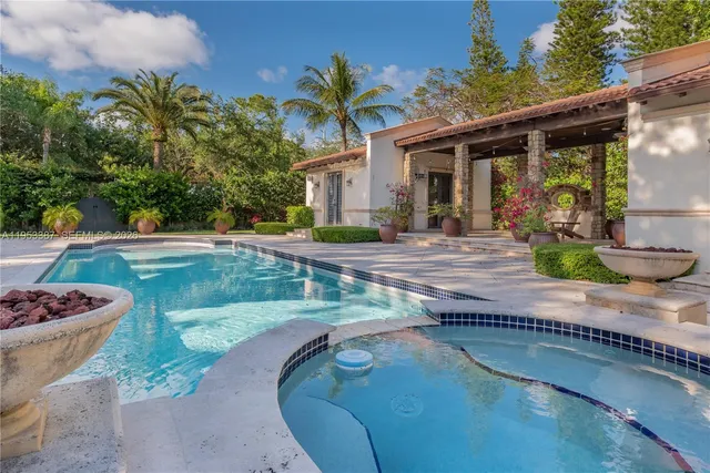 $30,000 | 9801 Southwest 60th Court, Pinecrest, FL 33156