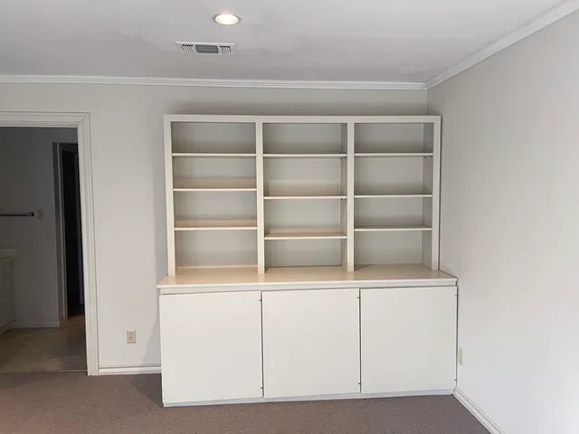 a view of livingroom with hardwood