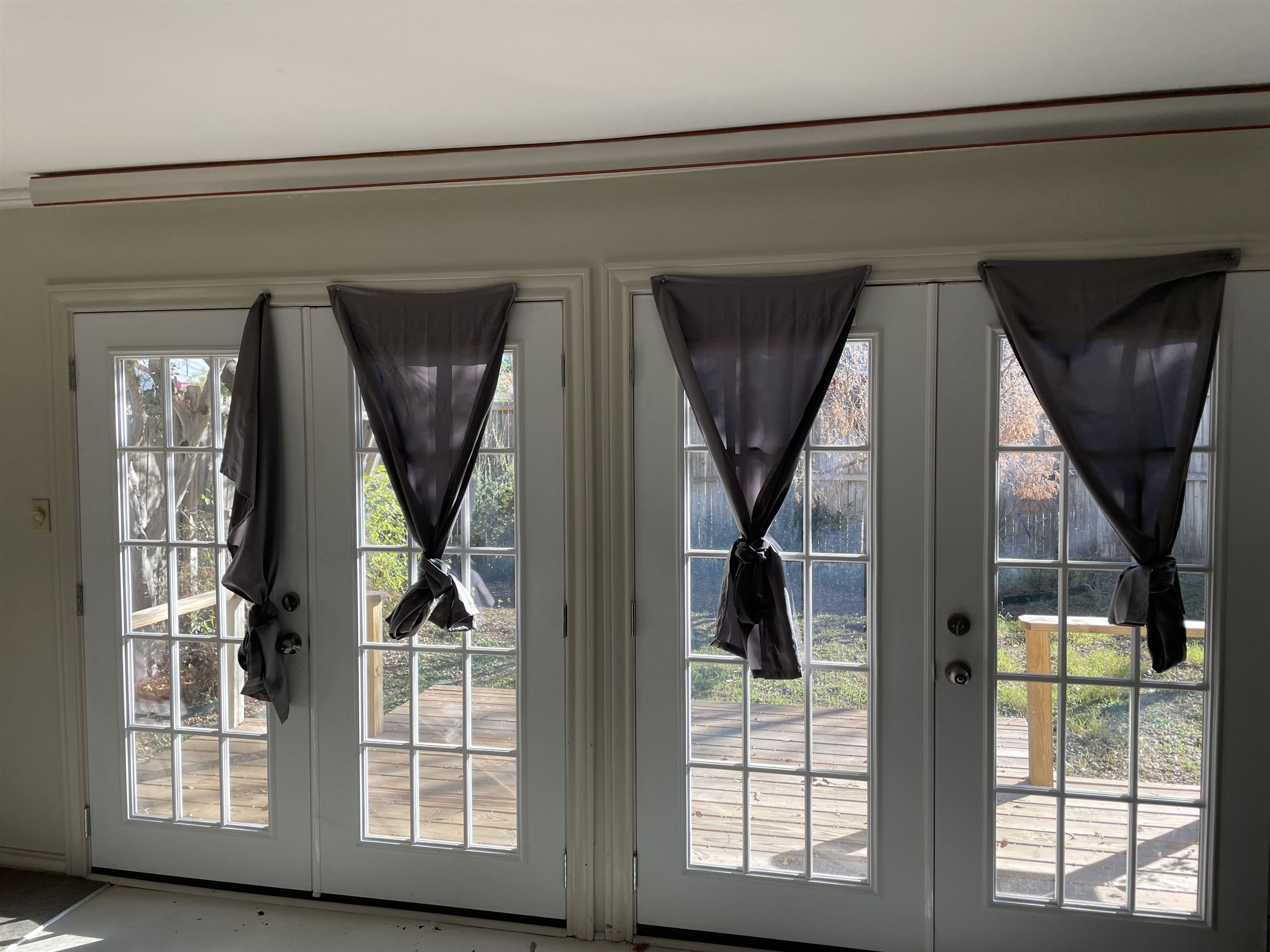 1801 West Commerce Street San Saba, TX 76877 - Photo 25 of 29 a view of entry way