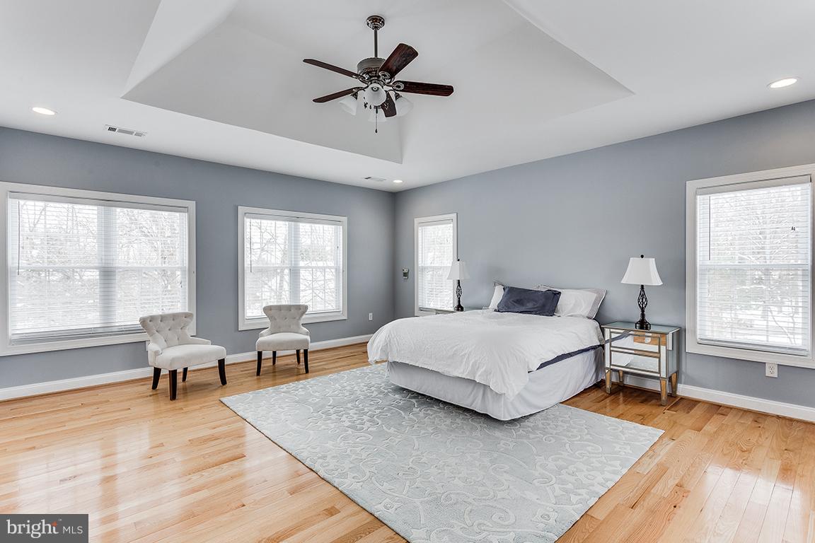 6515 Marywood Road Bethesda, MD 20817 - Photo 21 of 35
