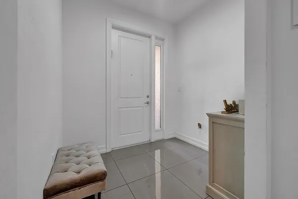a view of utility room