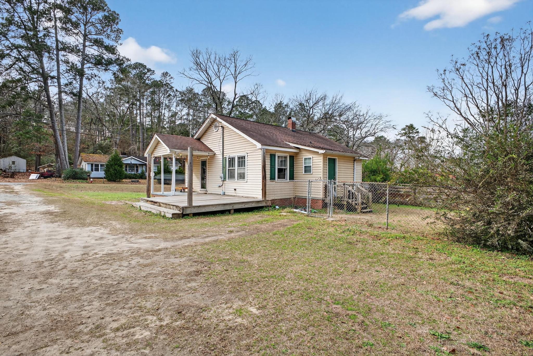 144 Howlandville Road Warrenville, SC 29851 - Photo 4 of 26 Gallery Image 4