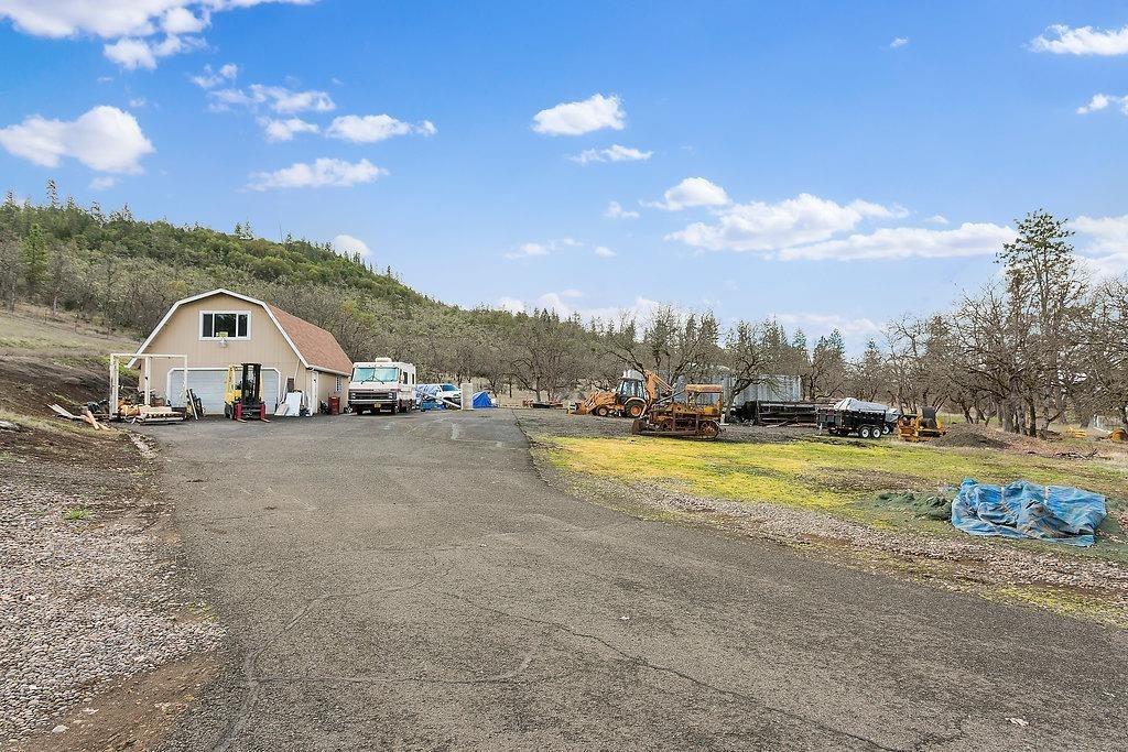 12850 Agate Road Eagle Point, OR 97524 - Photo 31 of 35 a view of swimming pool and lake view