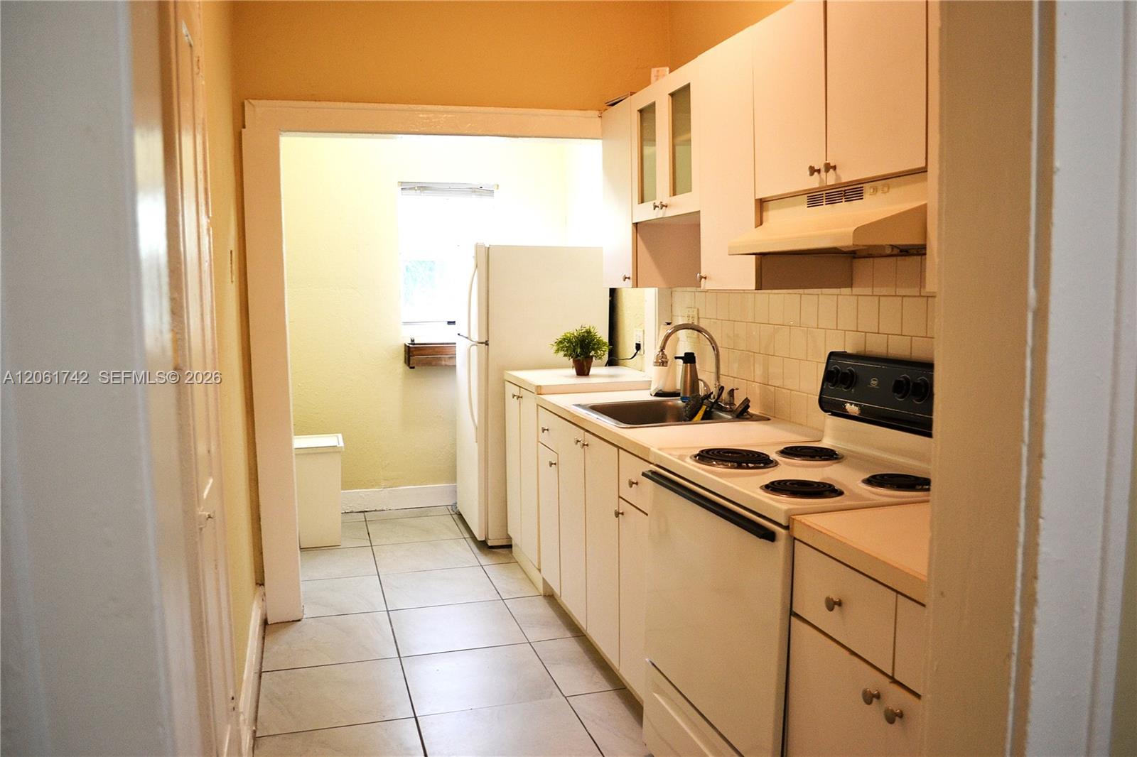 1661 Southwest 13th Street, Unit 3 Miami, FL 33145 - Photo 12 of 20
