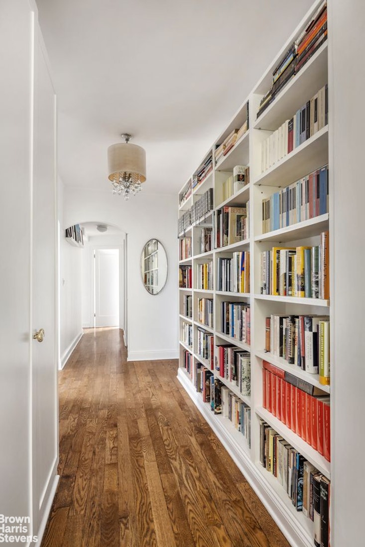 245 East 72nd Street, Unit 11A Manhattan, NY 10021 - Photo 4 of 14