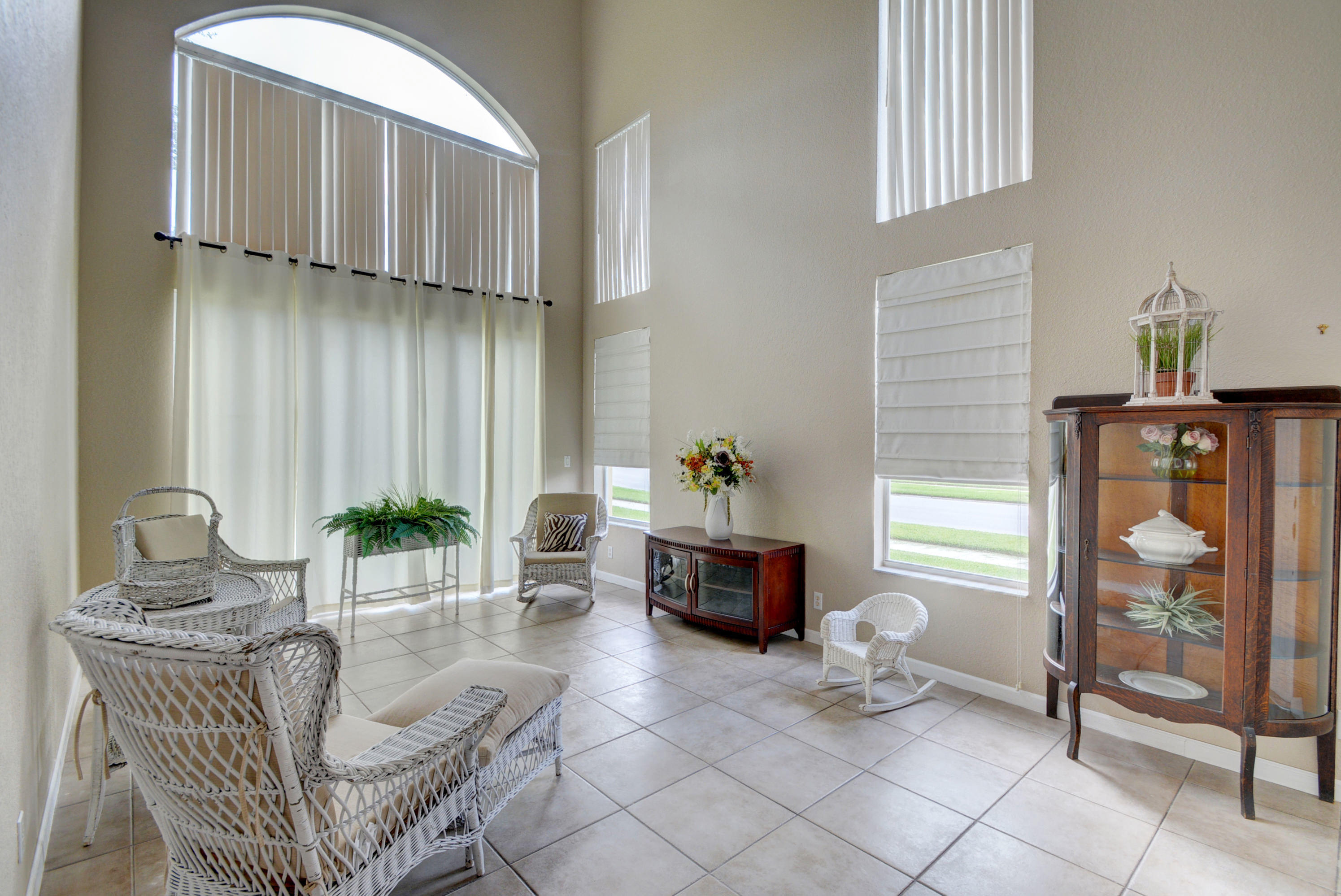 5700 Spanish River Road Fort Pierce, FL 34951 - Photo 13 of 47 13_710_7308_09_10_11_12
