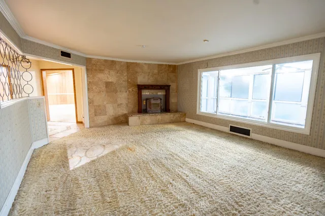 $599,000 | 5894 East Hamilton Avenue, Fresno, CA 93727