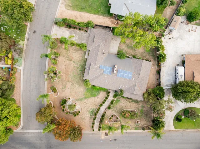 $599,000 | 5894 East Hamilton Avenue, Fresno, CA 93727