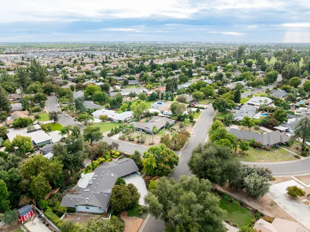 $599,000 | 5894 East Hamilton Avenue, Fresno, CA 93727