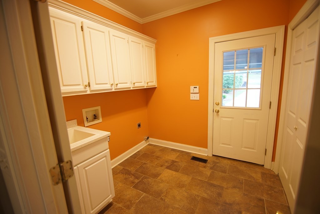 144 Hampton Way, Unit 12 Macon, GA 31220 - Photo 10 of 22 Additional Photo