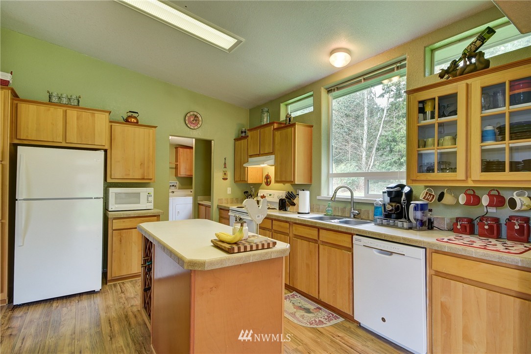 1879 East Hunskor Road Oak Harbor, WA 98277 - Photo 12 of 25 Gallery Image 12