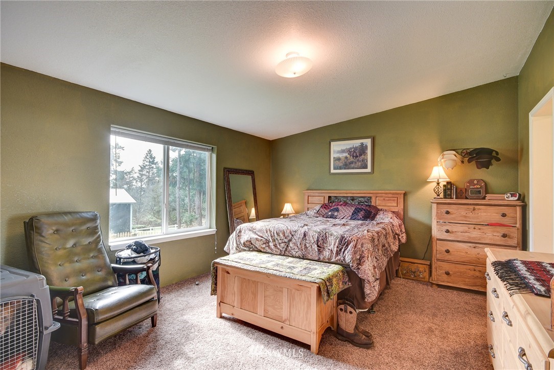 1879 East Hunskor Road Oak Harbor, WA 98277 - Photo 13 of 25 Gallery Image 13