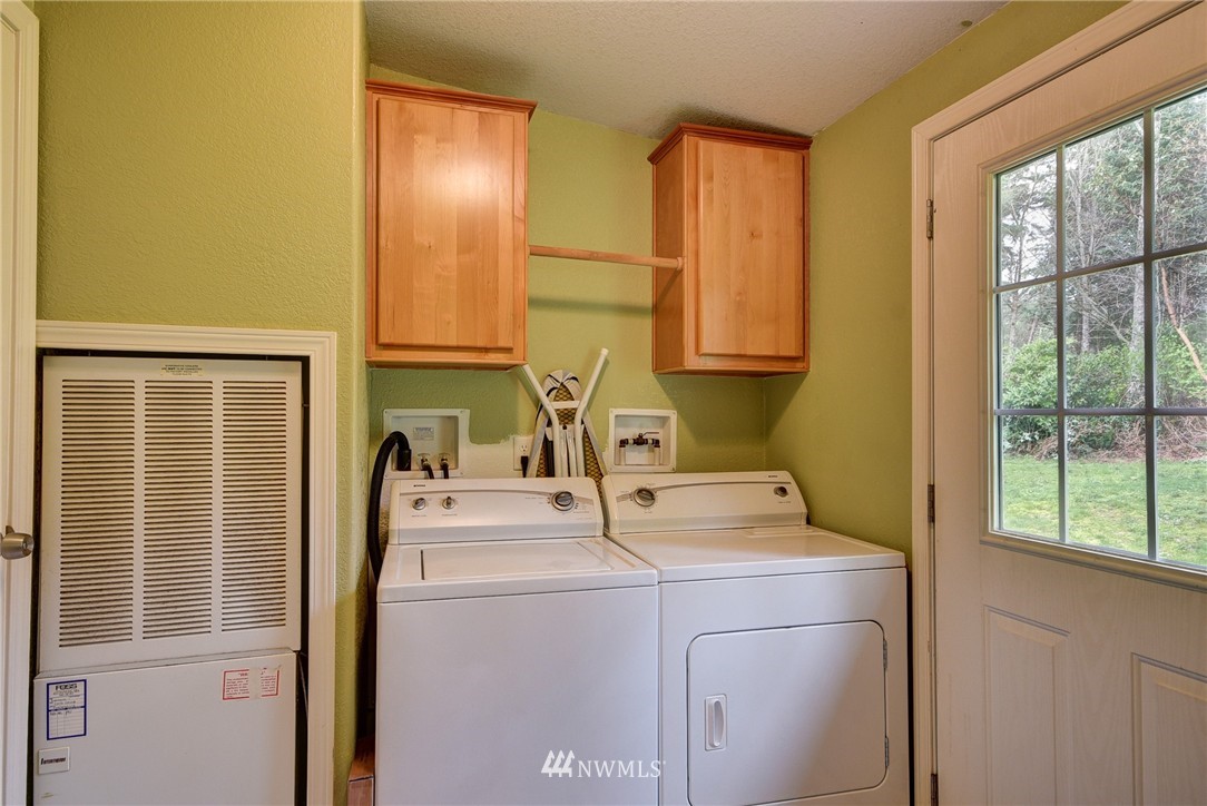 1879 East Hunskor Road Oak Harbor, WA 98277 - Photo 19 of 25 Gallery Image 19