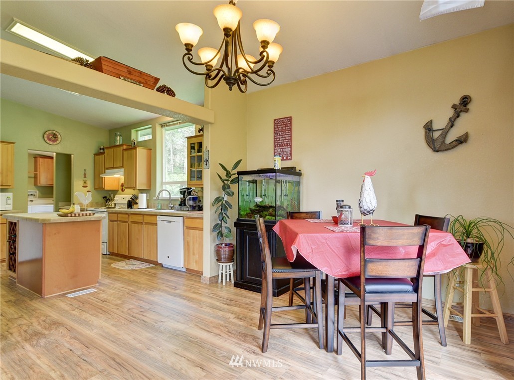 1879 East Hunskor Road Oak Harbor, WA 98277 - Photo 8 of 25 Gallery Image 8