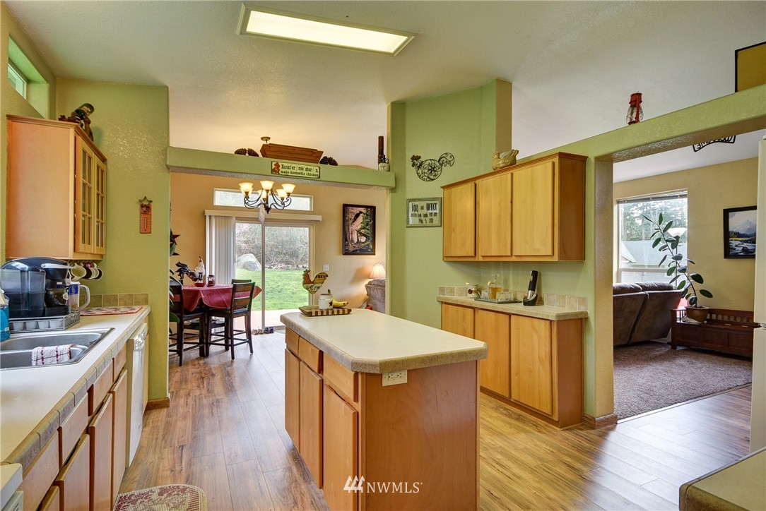1879 East Hunskor Road Oak Harbor, WA 98277 - Photo 9 of 25 Gallery Image 9
