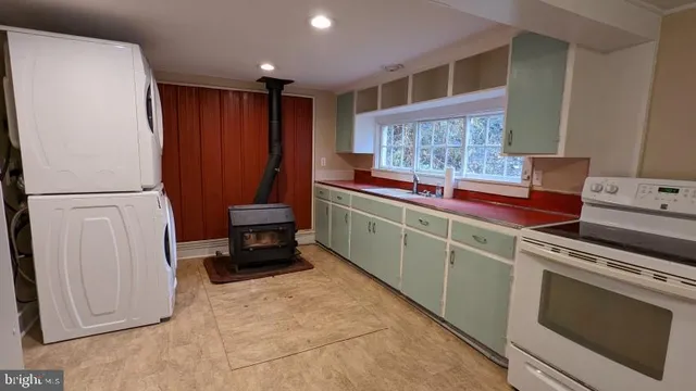 $1,200 | 4303 Weakley Hollow Road, Syria, VA 22743