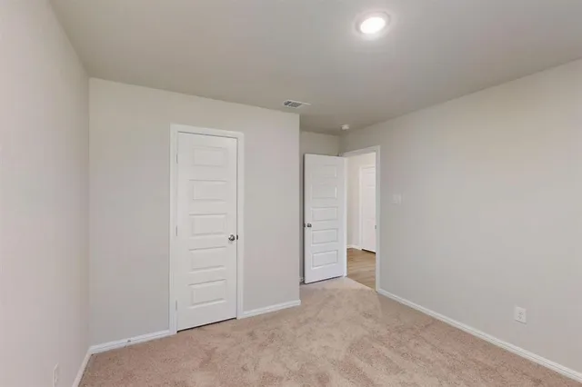 $314,990 | 7416 Sunset Vly Lane, Krum, TX 76249