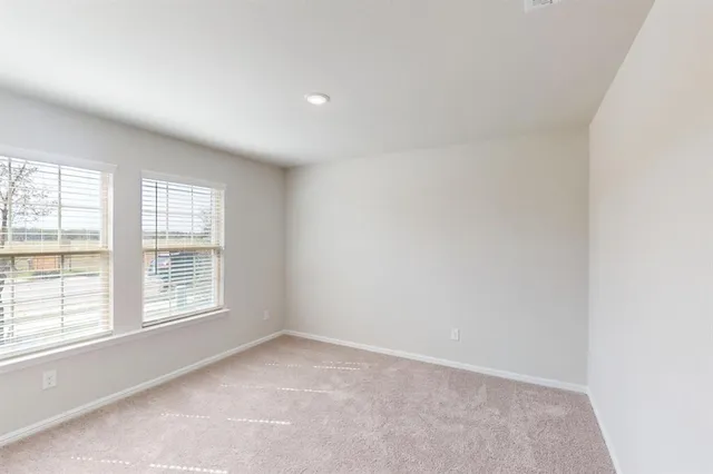 $314,990 | 7416 Sunset Vly Lane, Krum, TX 76249